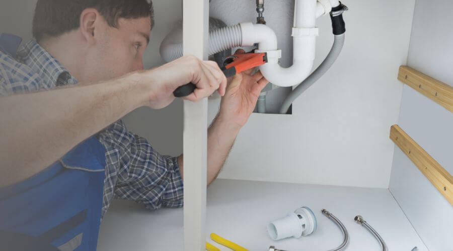 Expert burst pipe repair services in Ferrysburg, MI
